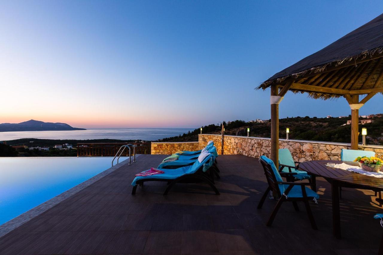 Ekaterini Vip Villa Pláka